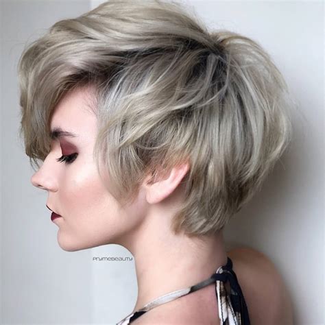 Our collection of hot hairstyles for thin hair covers all occasions, from thinning hair on the crown to specific problems of afro blonde is a must to hide the thinness. Top 10 Trendy, Low-Maintenance Short Layered Hairstyles 2021