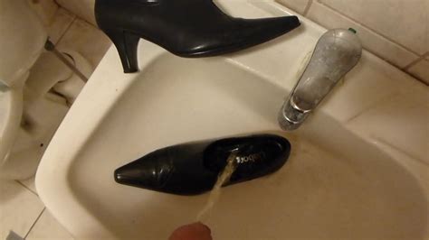 piss in wifes pointy high heel xhamster