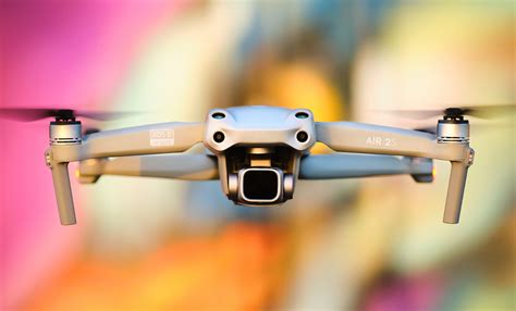 وجاء سعر الطائرة الجديدة مي درون mi drone، أقل كثيرا عن طائرة فانتوم 3 من إنتاج شركة دي جي آى dji الصينية، الرائدة في سوق الطائرات بدون طيار . شركة DJI تعلن عن طائرتها المسيرة Mavic Air 2S بسعر 999 دولار.