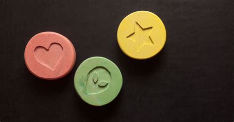 15 Year Old Girl Dies After Taking Ecstasy In Northallerton Huffpost