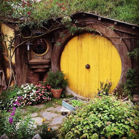 Gonetoseetheworld “took A Stroll Through Middleearth Today At Hobbiton And The