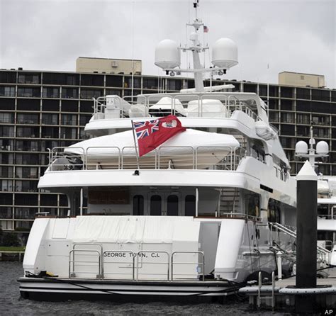 Tiger Woods Selling Privacy Yacht Report PHOTOS HuffPost Sports