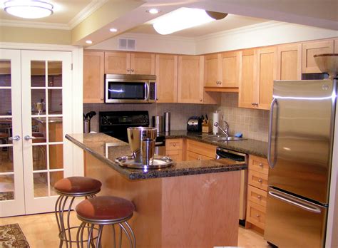 Condo kitchen remodel for small kitchens tends to be low cost and condo kitchen remodel ideas in form of before and after renovations images shall be very inspiring as references. Luxury Furnished Condo in Mississauga | iBlog Oakville ...
