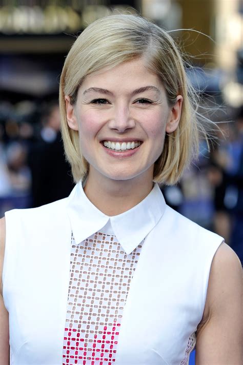 Rosamund Pike In Gone Girl And 7 Other Actresses Whod Be Perfect To