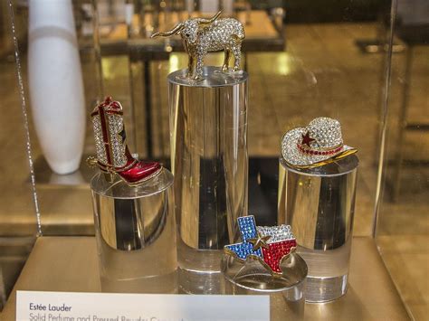 Elizabeth Hurley Causes A Stylish Stir At Estée Lauder Compact Museum