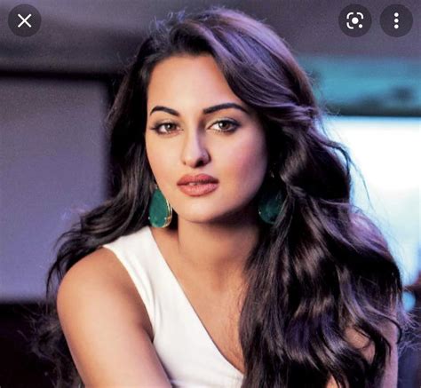 Sonakshi Sinha Is Actually Reallyy Pretty Like She Has Nice Facial Features Dont Get Why She