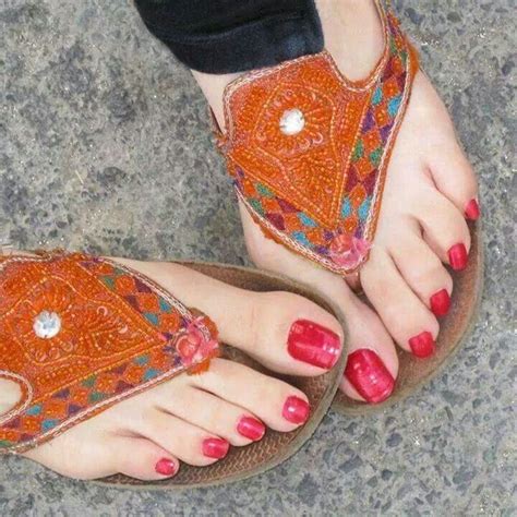 Pin By Raymond K On Nice Feet In Shoes Sandals Flip Flop Gorgeous