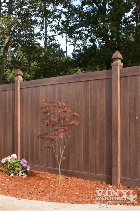 Fence installation, fence repair, fencing contractors vinyl wood fence Archives - Illusions Vinyl Fence