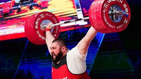 Georgian Weightlifter Lasha Talakhadze Competing In The 109 Kg