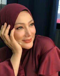 Bukan sahaja berbakat, erra mempunyai banyak kelebihan yang menjadikannya antara artis yang paling top di malaysia pada hari ini. 10 Pesona Cantik Erra Fazira, Mantan Istri Engku Emran ...
