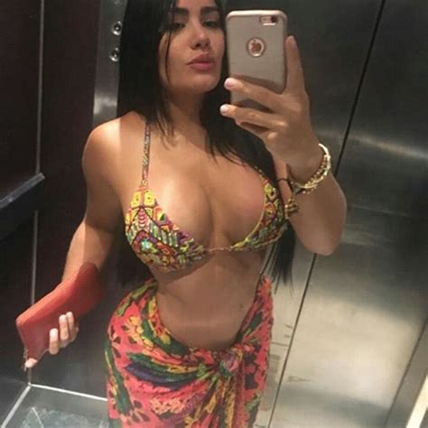 Roxana Martinez SexyGirlsLive Twitter