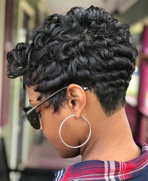 In case you're into short hairstyles for black women but you're worried about your prom, wedding or other special event, worry no more. 50 Short Hairstyles for Black Women to Steal Everyone's ...