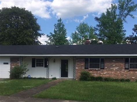 Columbus come tour this affordable three bed, one bath today! Houses For Rent in Columbus MS - 8 Homes | Zillow