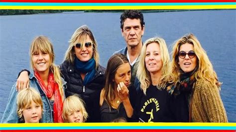 Sarah et marc lavoine ont pris la décision de se séparer. Divorce de Marc Lavoine et Sarah Poniatowski - YouTube