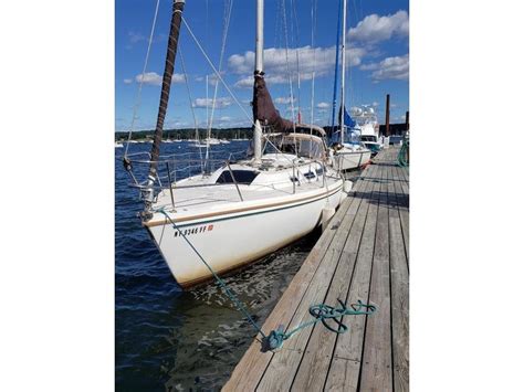 1983 Catalina 36 Sailboat For Sale In New York