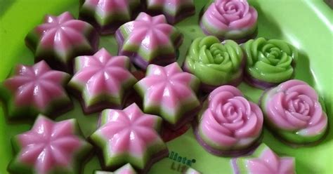 Tambahkan ke dalamnya rebusan santan sedikit demi sedikit. 982 resep kue lapis tepung beras enak dan sederhana ala ...