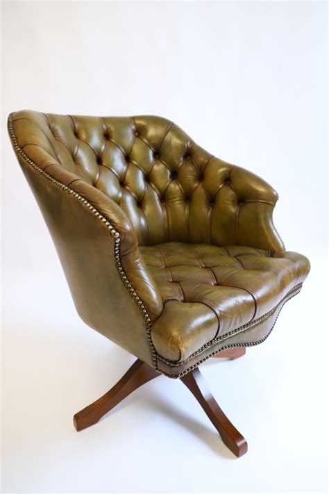 Vintage English Olive Green Leather Swivel Chair From Hillcrest For