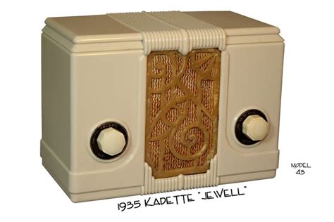 Radio Plaskon Bakelite Kadette Model 43 Jewell Made By