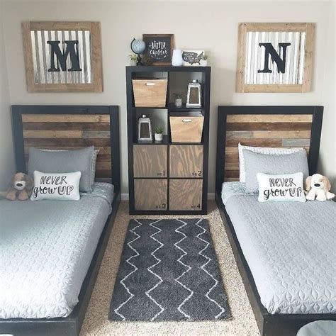 How To Build An Easy Twin Headboard And Platform Bed Diy Boy Bedroom