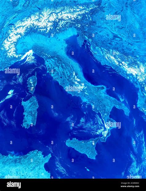 Vista Satelital De Italia Detalle Del Mapa Topográfico De Europa