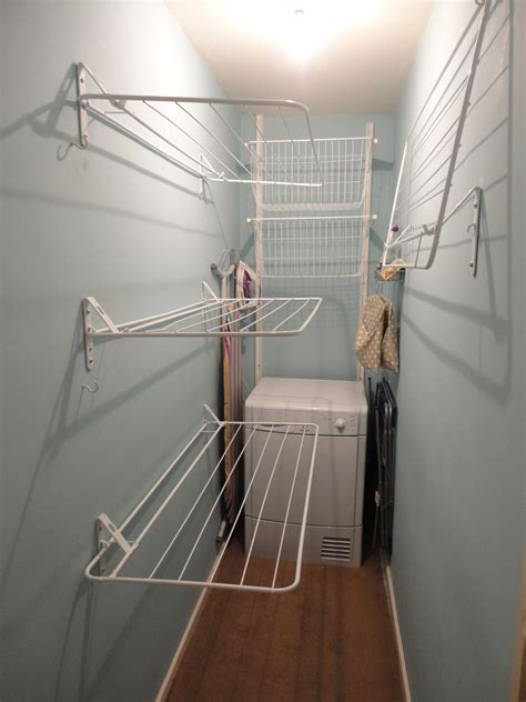 Learn how to build a diy beadboard laundry drying rack inspired by ballard designs. Pin by Lin Young on Laundry Cupboard | Drying room ...