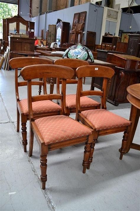 Australia's best dining room chairs in leather and fabric for comfortable kitchen seating. Set of four mid 19th century Australian bar back dining ...