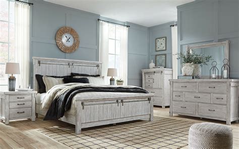 Rustic 5 pc pine log bedroom suite rustic bed (king). PLANO 5 pieces Cottage Weathered White Bedroom Suite w ...