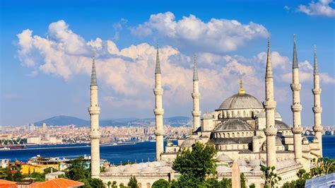 What is Istanbul Turkey known for?