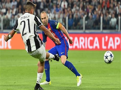 أوقعت قرعة دور المجموعات في دوري أبطال أوروبا فرق يوفنتوس الإيطالي وبرشلونة الإسباني وباريس سان جيرمان الفرنسي ضمن مجموعات صعبة. قناة مفتوحة تنقل مباراة اليوفي وبرشلونة الليلة بدوري ...
