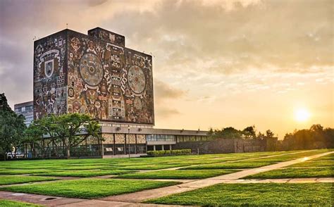 La Unam Festeja Su 110° Aniversario Más De Un Siglo De Luz Y