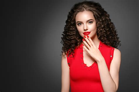 2800x1867 Hair Red Girl Model Hand Woman Nails Lips Curls Coolwallpapersme