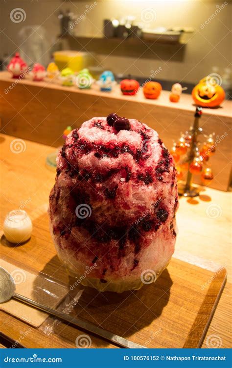 Cherry Kakigori Bingsu A Bowl Of Japanese Shaved Ice Dessert Flavor Topped With Yogurt Sauce