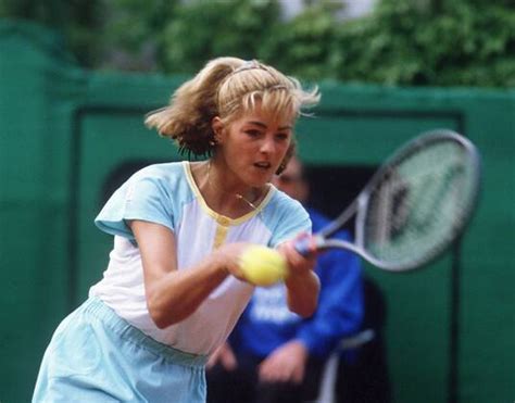 Flüchtig Bringen Das Zimmer Lisa Bonder Tennis Masaccio Ausbildung Gehäuse