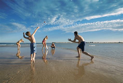 Reviews of 10 best canopy for the beach. Beach Cricket at Caloundra - Picture Tour - Sunshine Coast ...