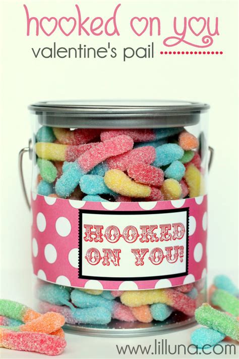 Read customer reviews & find best sellers. 20 Cute DIY Valentine's Day Gift Ideas for Kids - Style ...
