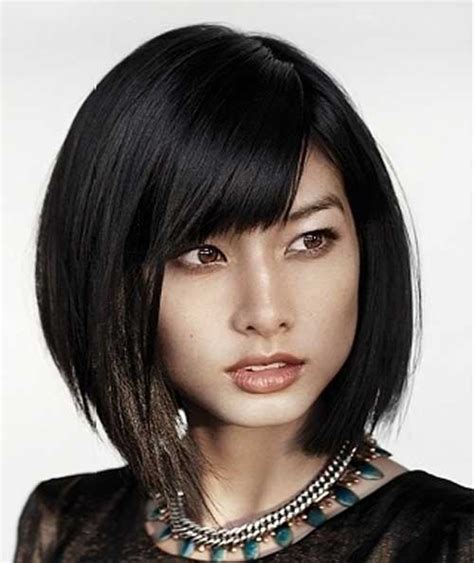 Asian men are known for their straight hair and ability to rock just about any hairstyle, whether it's a fade, undercut, slick back, comb over, top knot, man bun, side part, crew cut or angular fringe. Popular Asian Short Hairstyles | Short Hairstyles 2018 ...
