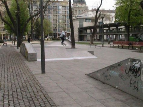 Budapest Erzsebet Ter Skatepark Skatemap