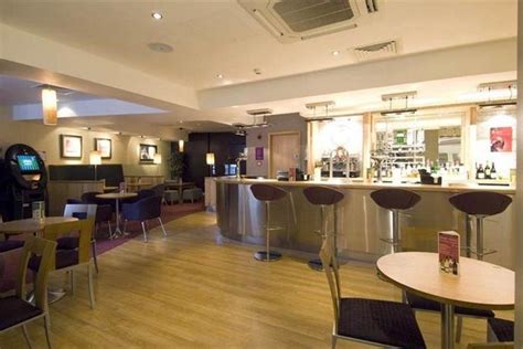 Premier inn has many sites in the centre of london, with more being added all the time. Premier Inn Victoria London - Compare Deals