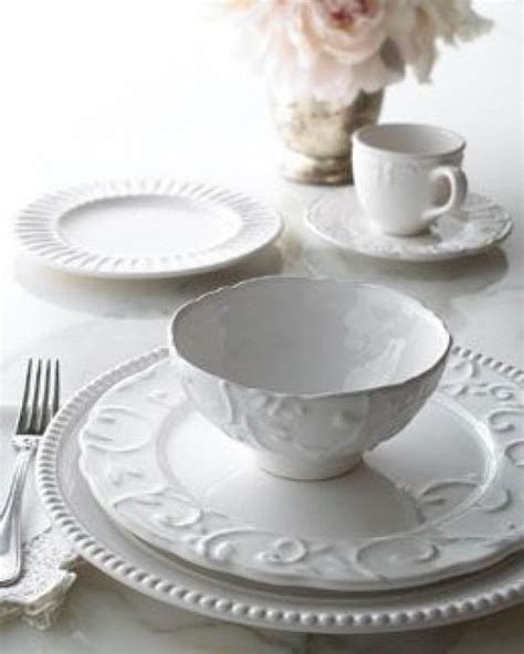 French Country Dishes White 20 Piece Estate Dinnerware Service Caff
