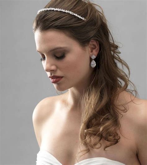 Wonderful Long Wedding Hairstyles With Creative Headband Design