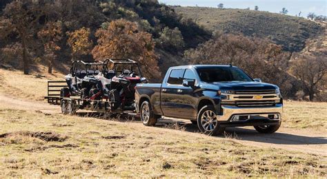 The Truck That Makes Towing And Hauling Easy 2020 Chevy Silverado
