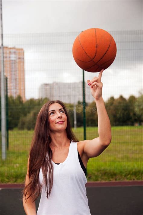 Woman Throw Basketball Stock Photo Image Of Holding 35103322