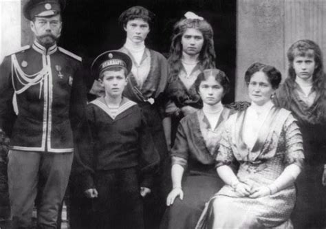 FamÍlia Romanov E Rasputin Família Romanov Razberem