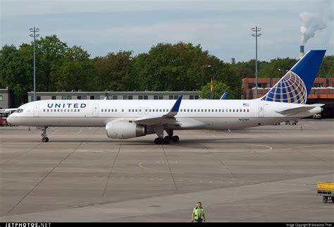 N12109 Boeing 757 224 United Airlines Sebastian Thiel Jetphotos