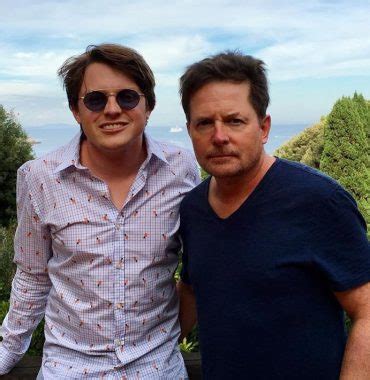 While many actors bounce around from fling to fling (or even marriage to marriage), michael and tracy have been. Michael J. Fox Family: Wife, 4 Kids, Siblings, Parents ...