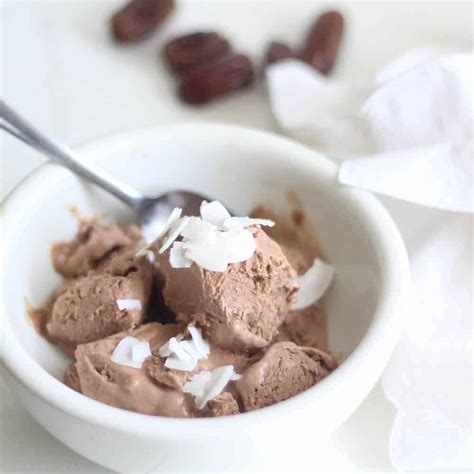 Homemade Chocolate Ice Cream Sweetened With Dates Recipe Homemade