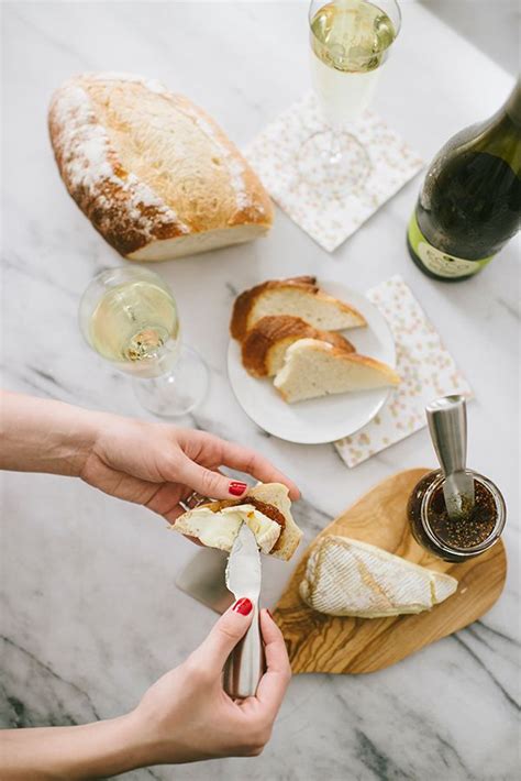 Don't bring dinner or any part of it, unless the host explicitly asks you for it. Perfect Gift for your Dinner Party Host | eat/sleep/wear ...
