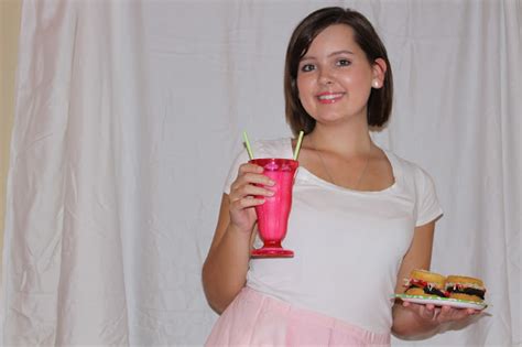 Juliana Grace Blog Space Cupcake Sliders And Vanilla Bean Milkshakes