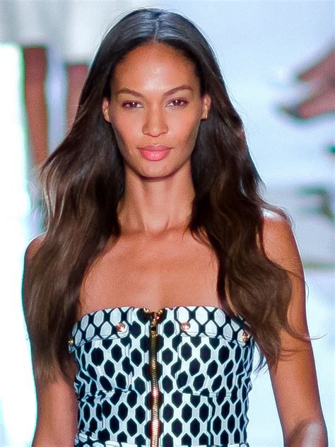 Joan Smalls Biography Height And Life Story Super Stars Bio