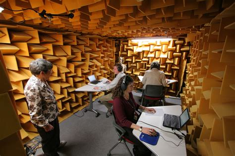 Small Anechoic Chamber « Structural Acoustics Branch